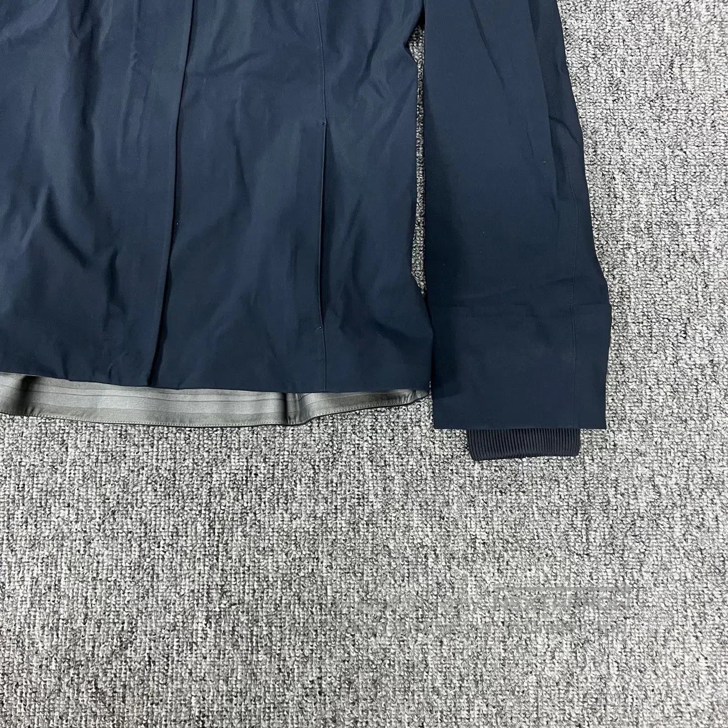 Hermes Hermes Bluish-black, adhesive-coated outdoor jacket| Size XS / US 0-2 / IT 36-38 - 4 Thumbnail