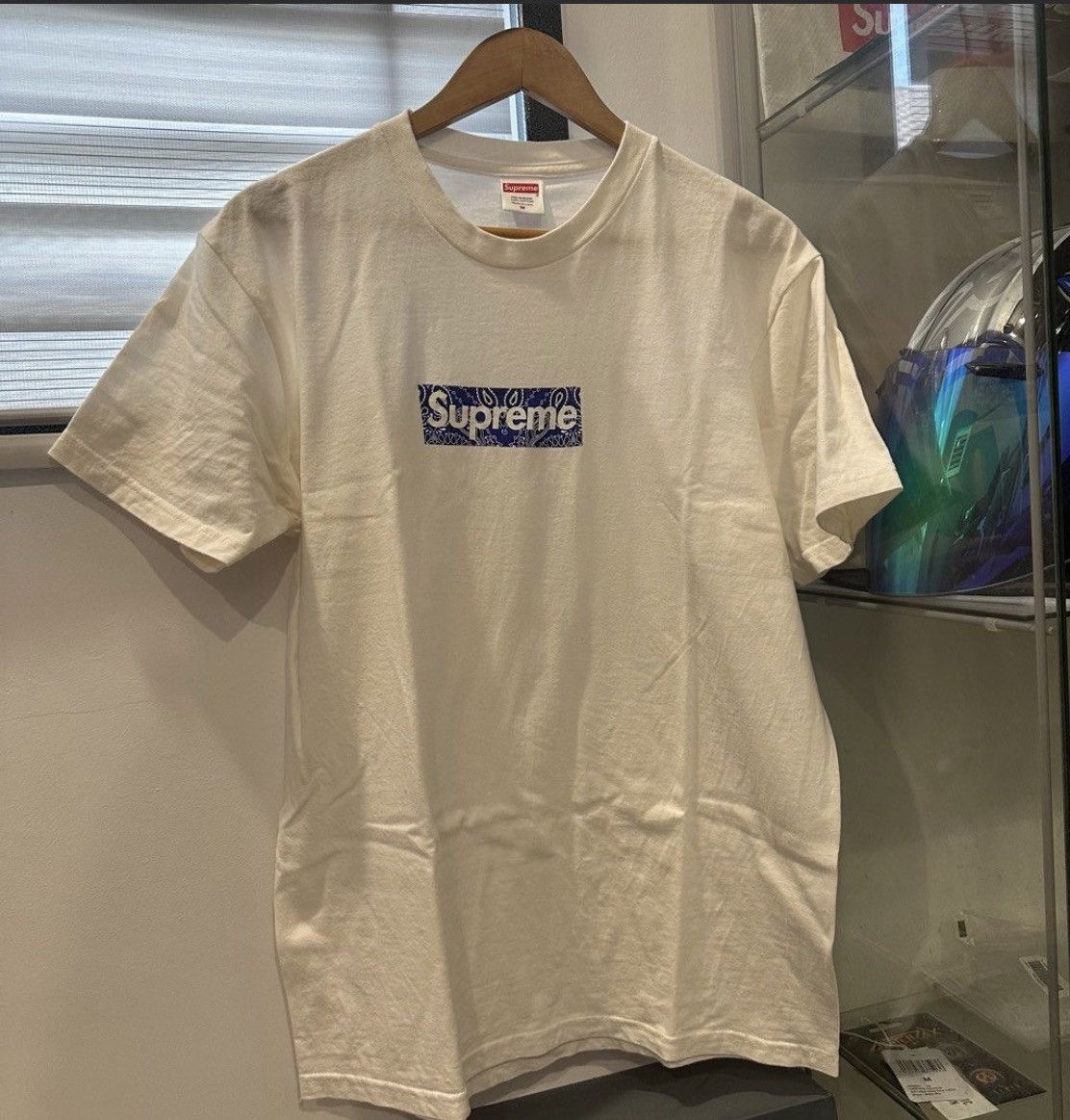 Supreme Supreme box Size US M / EU 48-50 / 2 - 1 Thumbnail
