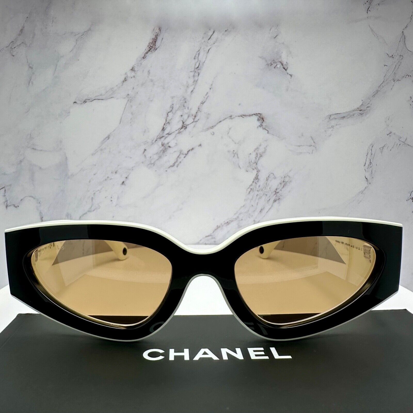 New CHANEL Black White Cat Eye Sunglasses CC Logo Authentic