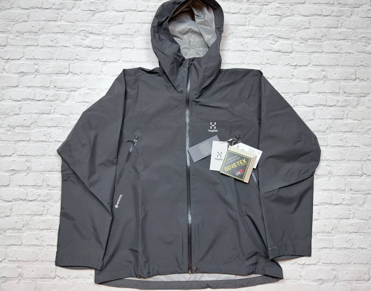 Image of Roc New Mens Jacket Goretex Arcteryx Salomon in Black (Size 2XL)