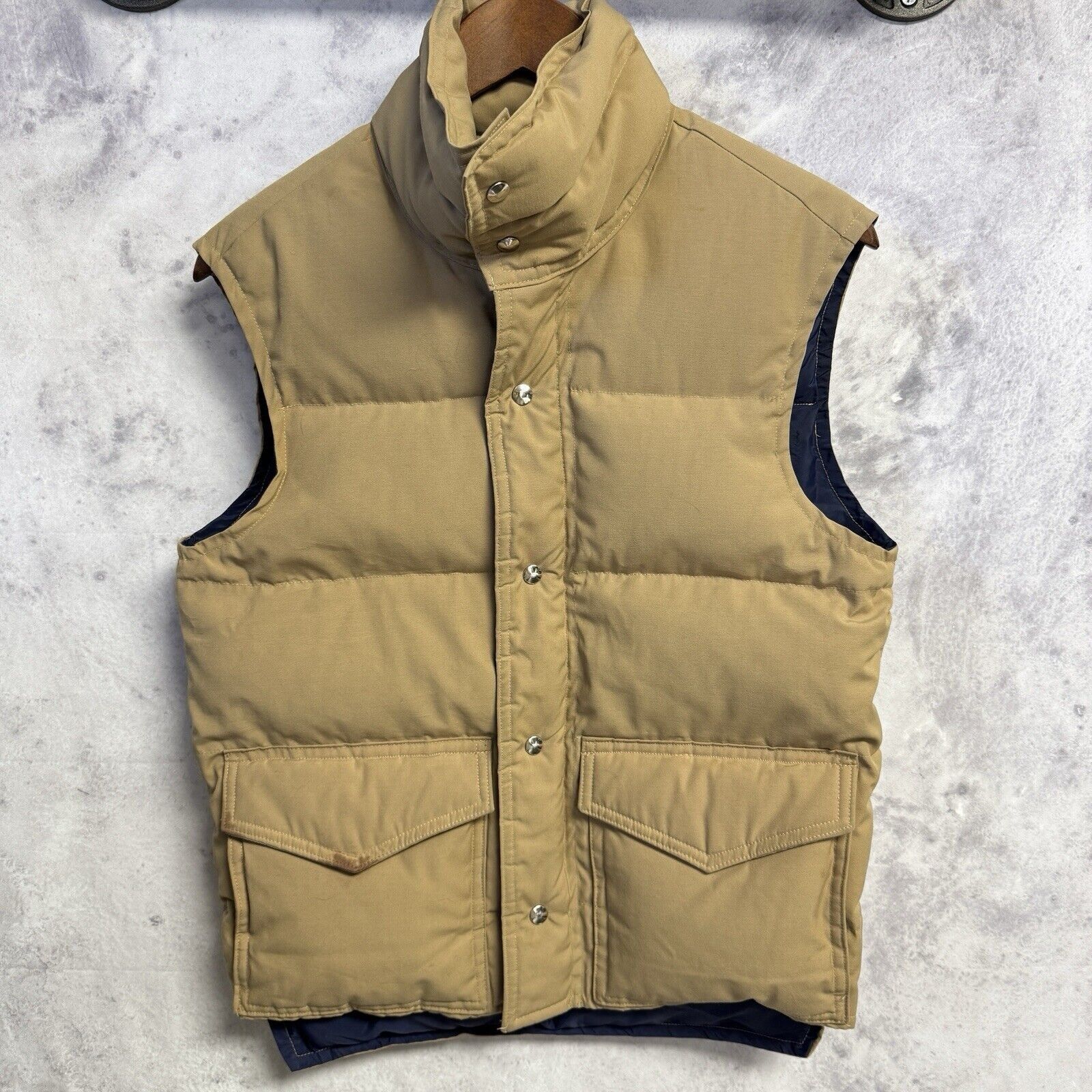 Vintage Vintage Frostline Down Vest Mens Small Insulated Puffer Wint Size US S / EU 44-46 / 1 - 1 Thumbnail