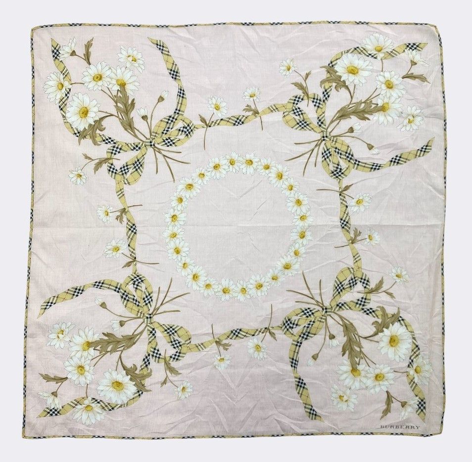 Burberry Vintage Burberry Handkerchief Neckerchief Bandana H267R Size ONE SIZE - 1 Thumbnail
