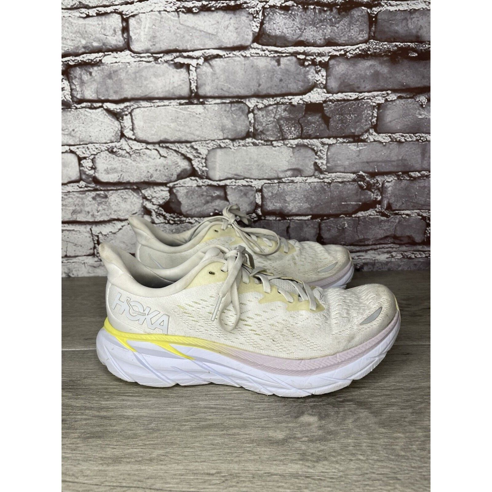 Hoka Hoka One One Clifton 8 1119394 BDBBW White Yellow Running Sn Size US 8 / IT 38 - 20 Thumbnail