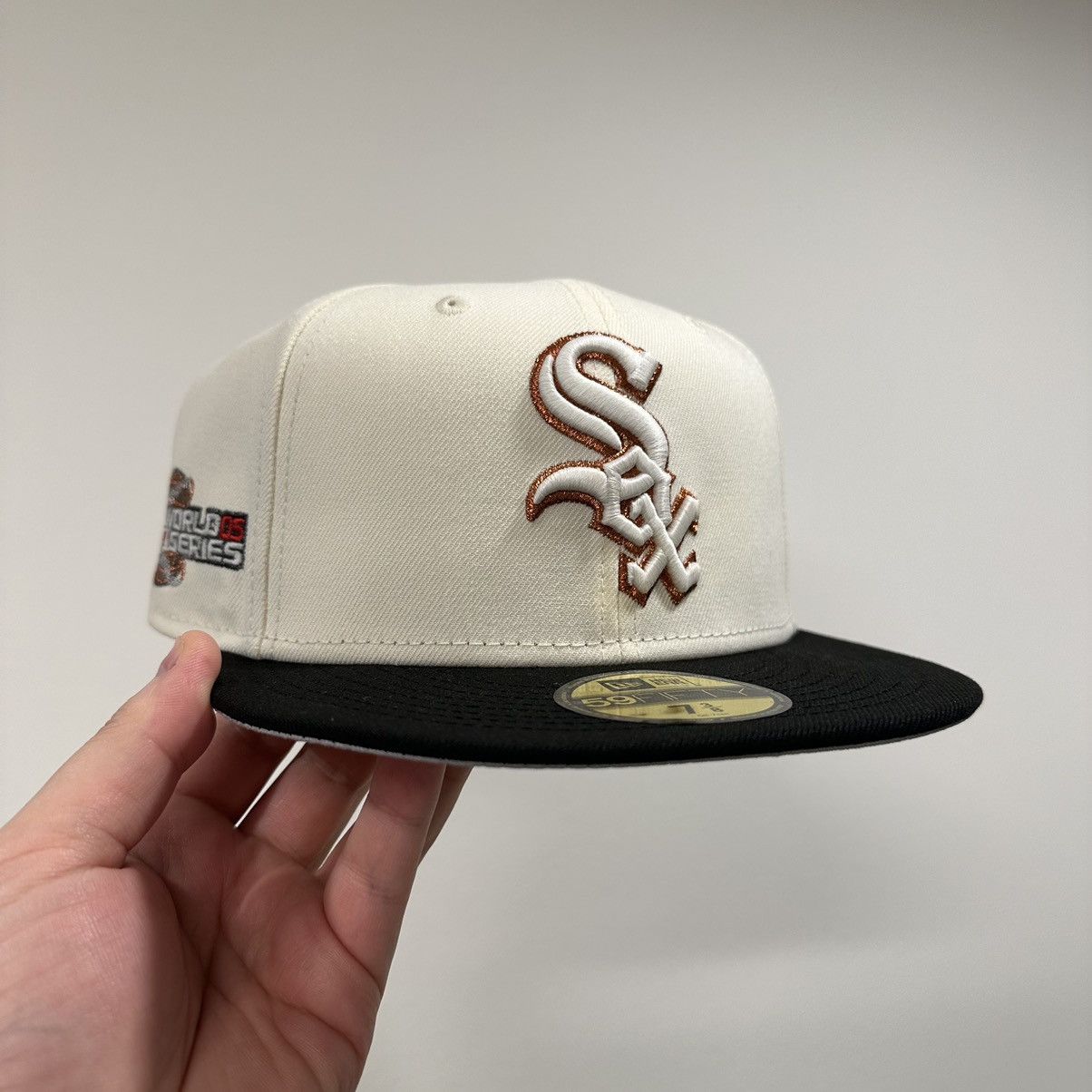 image of New Era Chicago White Sox Optic White Black Azkrownz Burdeens 7 3/8, Men's