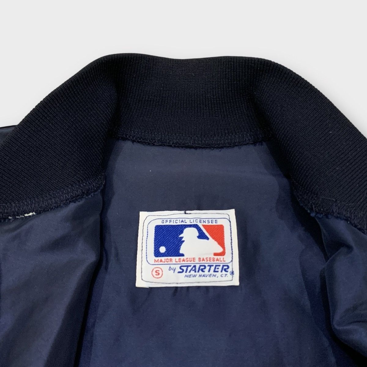 New York Yankees VINTAGE 1980s STARTER NEW YORK YANKEES SATIN JACKET BASEBALL Size US S / EU 44-46 / 1 - 12 Thumbnail