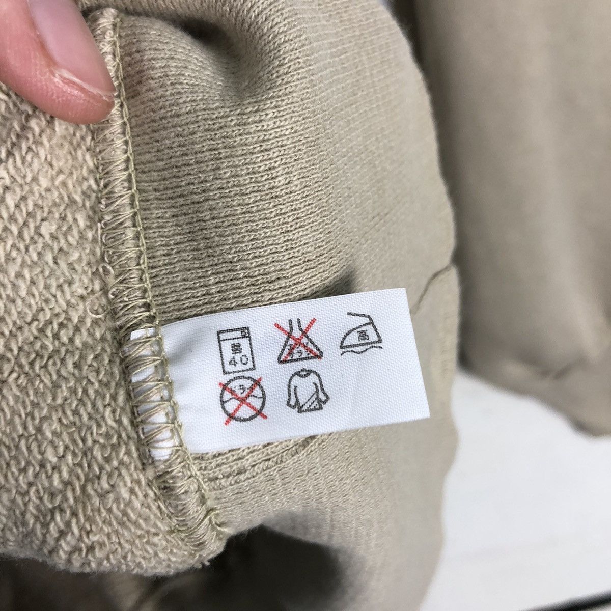 Japanese Brand × Vintage Vintage Jimmy & Emiry Sweatshirt Rare Small Size US S / EU 44-46 / 1 - 12 Thumbnail