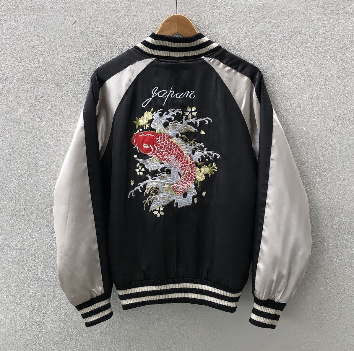 Japanese Brand Japanese Brand Embroidery Koi Satin Sukajan Jacket Size US L / EU 52-54 / 3 - 4 Thumbnail