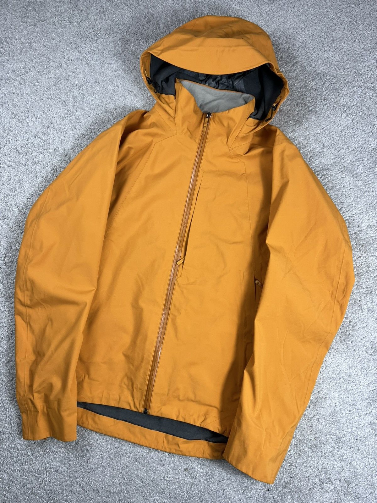 Veilance Arc’teryx Veilance Align SFT Orange Jacket Size M Size US M / EU 48-50 / 2 - 5 Thumbnail