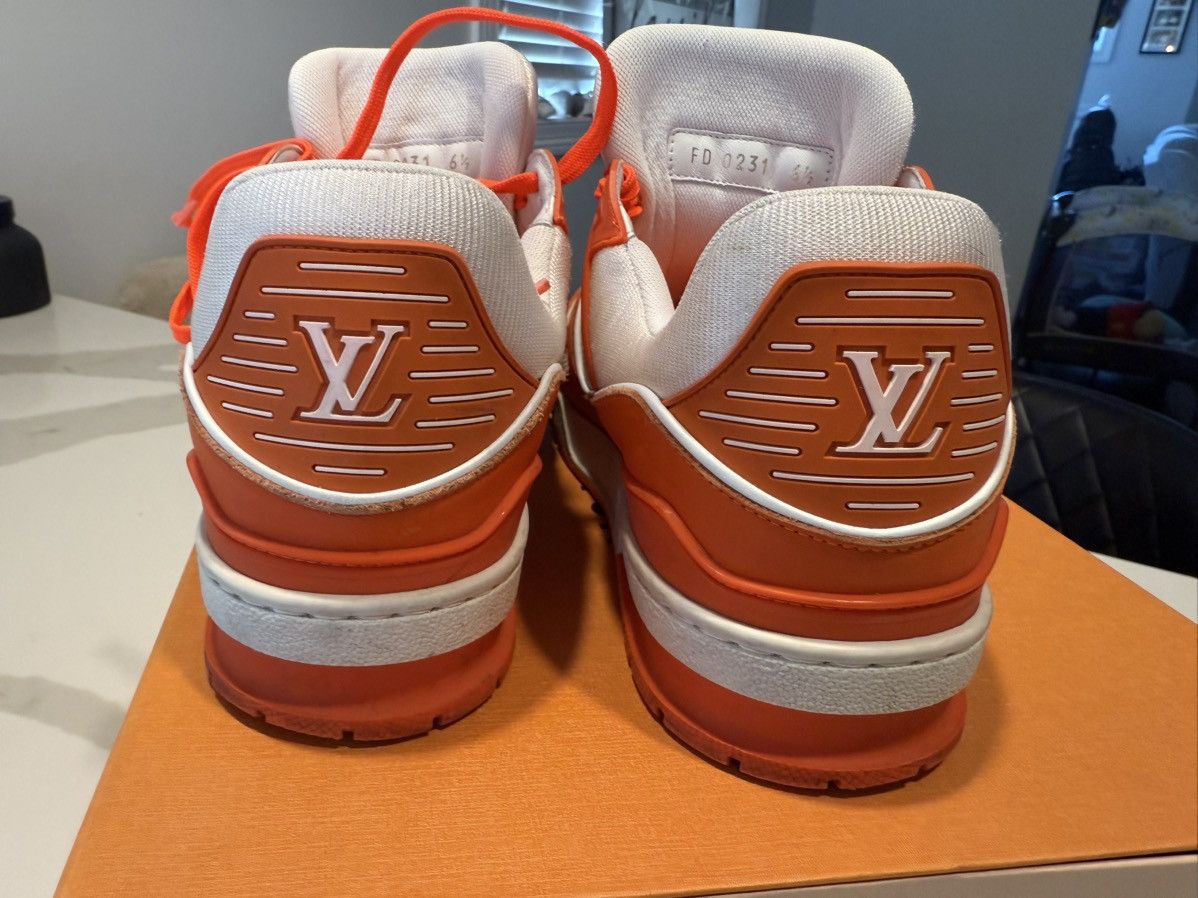 Louis Vuitton Louis Vuitton LV Trainer Sneaker sz 9 Size US 9 / EU 42 - 6 Thumbnail