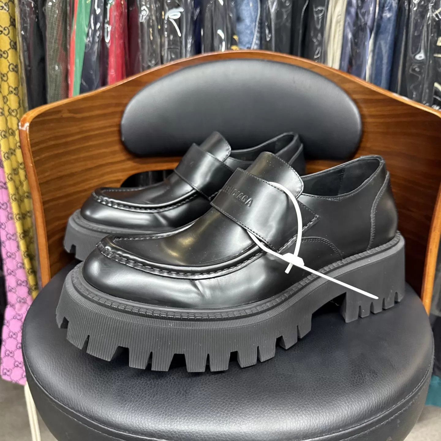 Balenciaga Balenciaga Pasadena Loafer in Black | Grailed