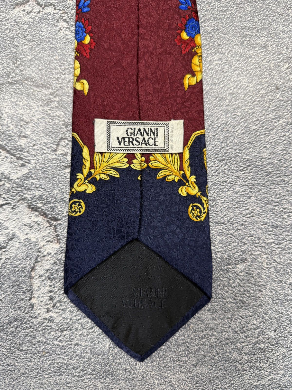 Versace GIANNI VERSACE TIE FULL LOGO 100% SILK VINTAGE Size ONE SIZE - 2 Thumbnail