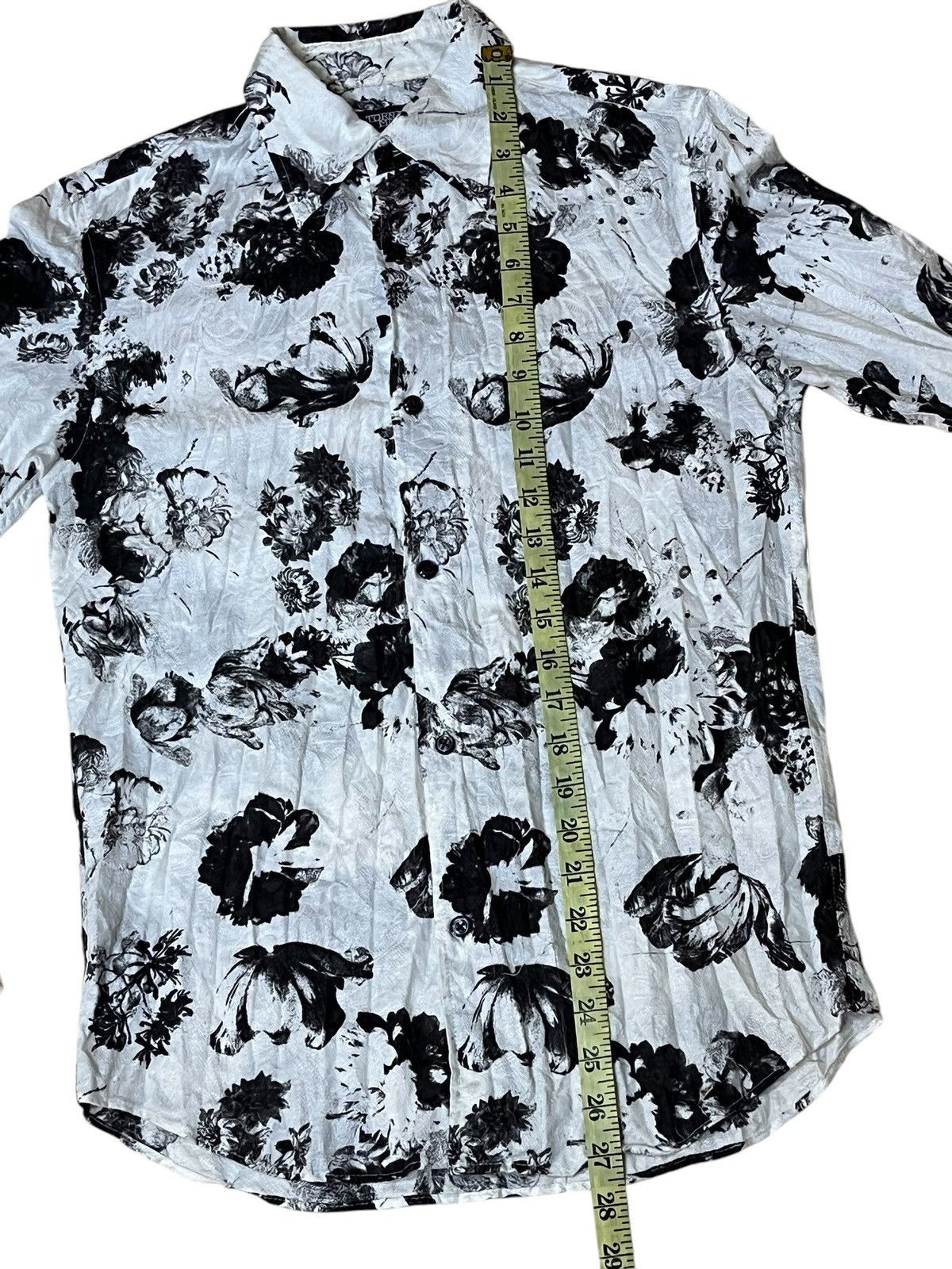 Tornado Mart Iconic🔥Vintage TORNADO MART BLACK ROSE button ups shirts Size US S / EU 44-46 / 1 - 7 Thumbnail