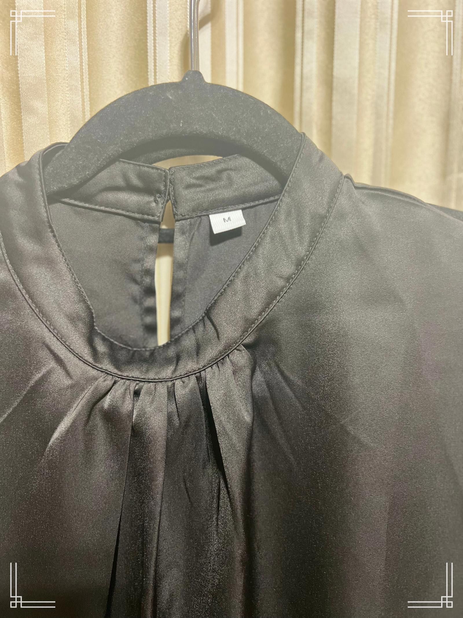 Designer Elegant Black Dress with Gathered Neckline, Size Medium Size M / US 6-8 / IT 42-44 - 2 Thumbnail