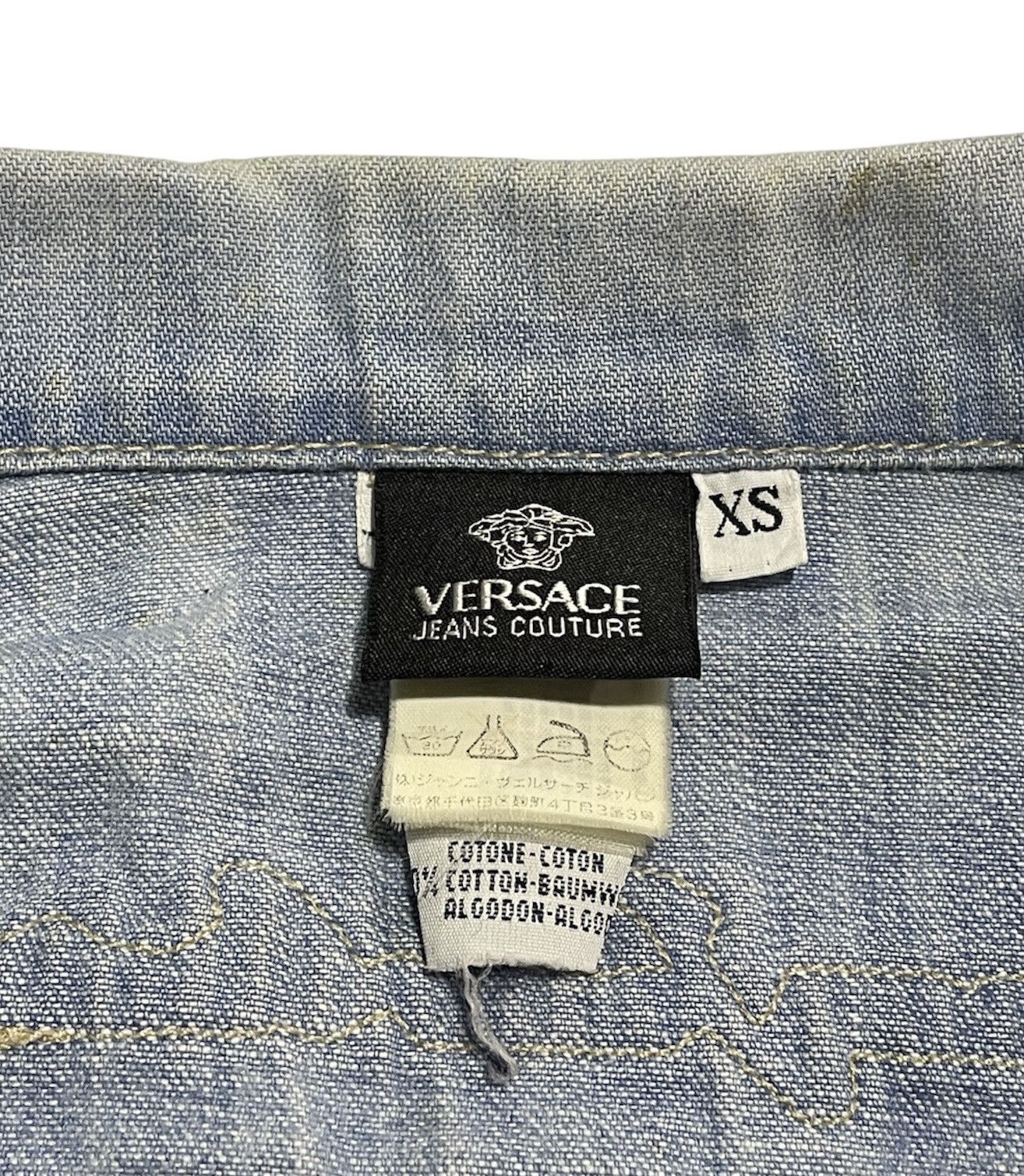 Versace × Versace Jeans Couture × Vintage Patches Trucker Denim Jacket Size XS / US 0-2 / IT 36-38 - 7 Thumbnail