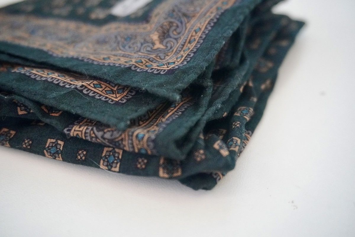 Yves Saint Laurent Vintage YSL handkerchief very good condition Size ONE SIZE - 3 Thumbnail