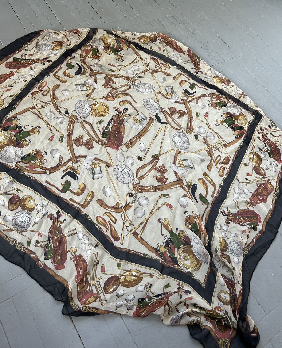 Vintage Vintage silk scarf Size ONE SIZE - 1 Thumbnail
