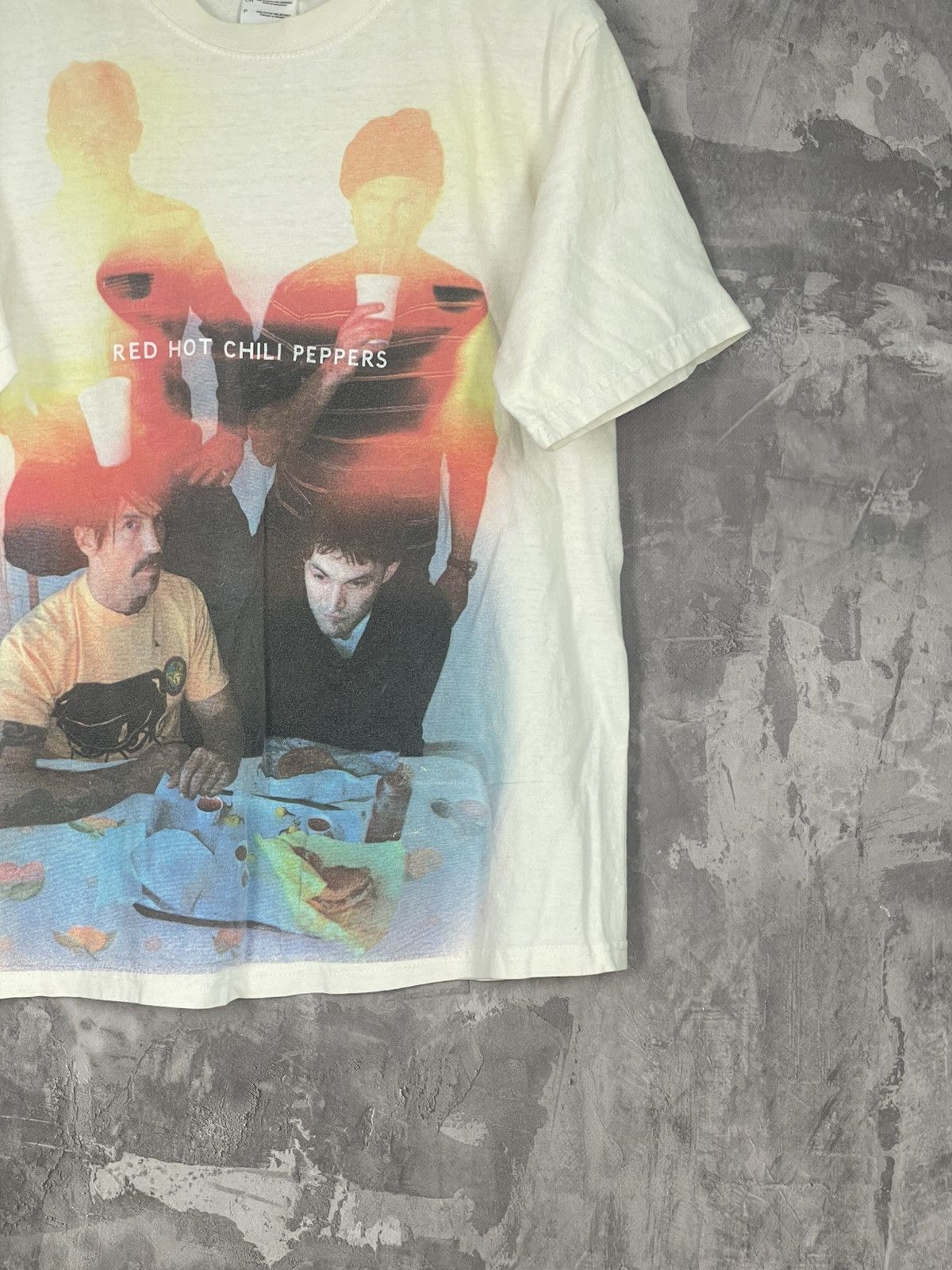 Band Tees Vintage 90s Red Hot Chili Peppers Tee T Shirt Size US S / EU 44-46 / 1 - 6 Thumbnail