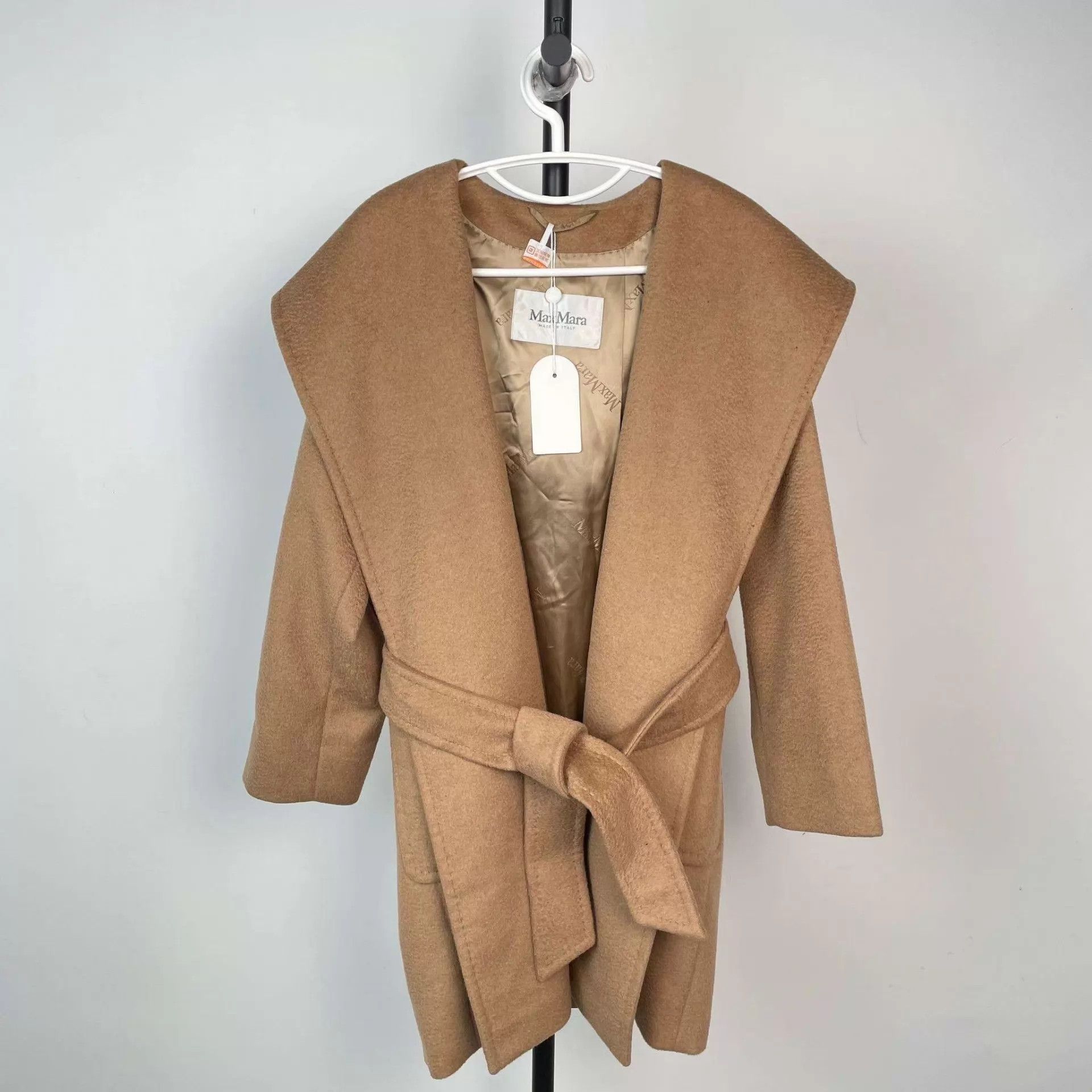 Max Mara MaxMara Camel Hair Overcoat Khaki 155 Size XS / US 0-2 / IT 36-38 - 1 Thumbnail