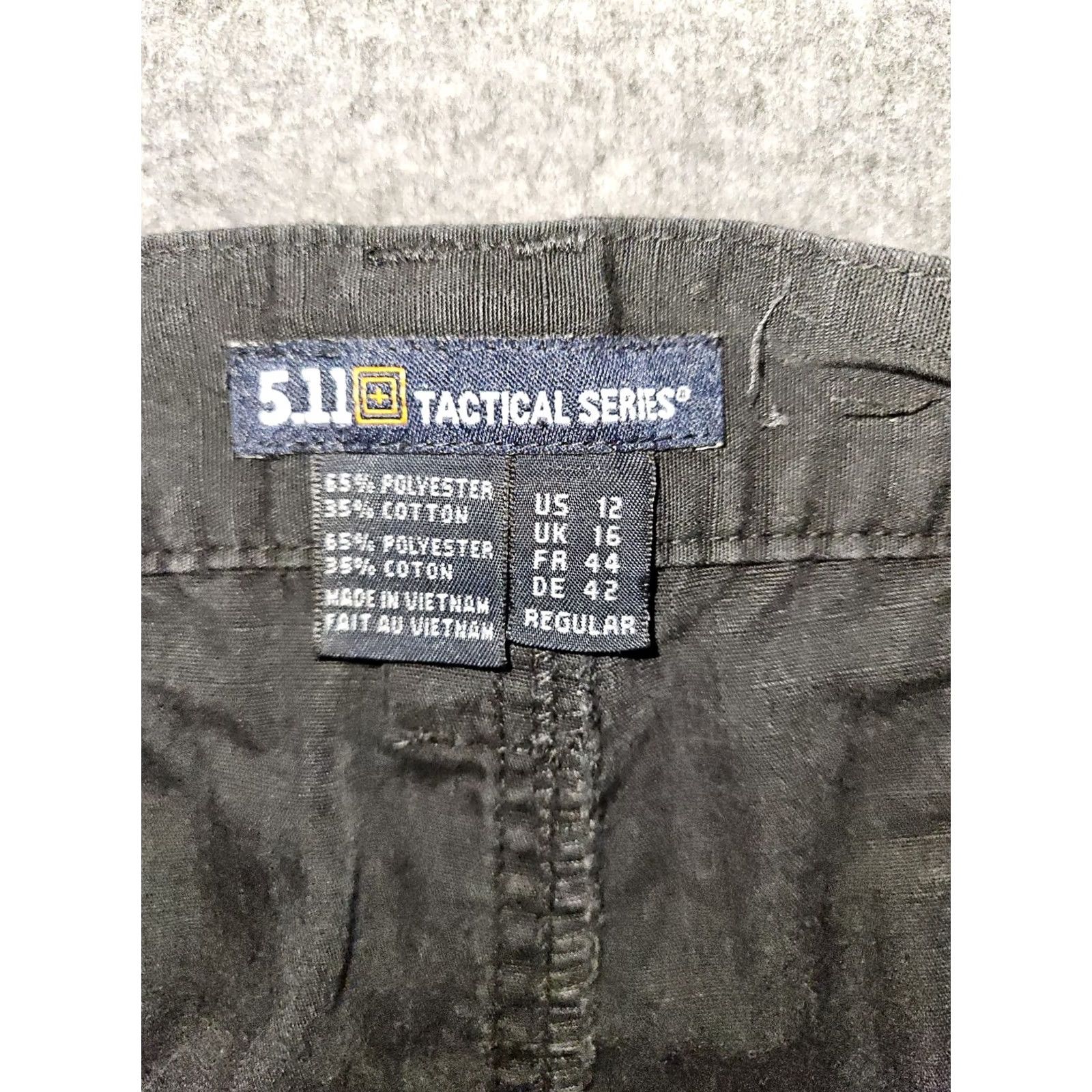 Vintage VINTAGE 5.11 Tactical Cargo Pants Women's 12 Black 8 Pockets Mid Rise Workwear Rip Stop Size 34" / US 12 / IT 48 - 2 Thumbnail