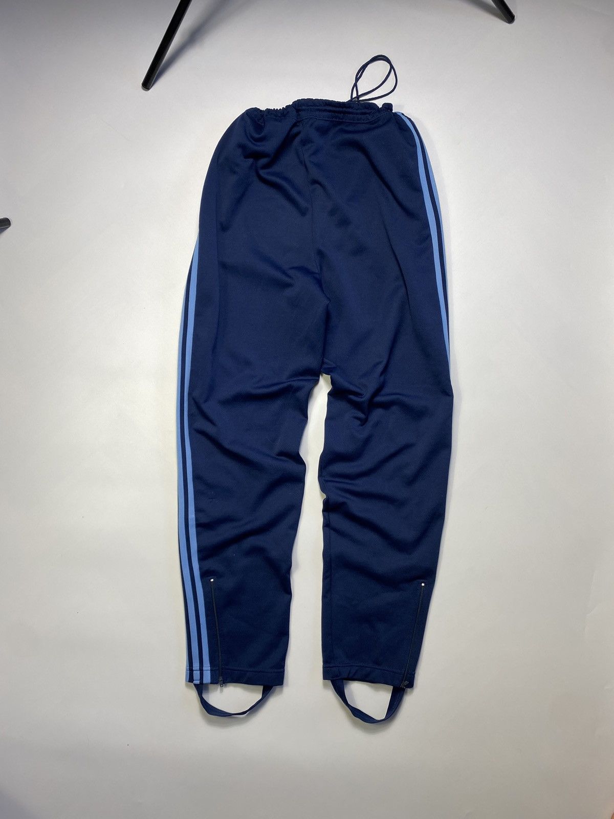 Adidas Rare!! Adidas Originals 70s Vintage Track Suit Made in Korea Size US M / EU 48-50 / 2 - 23 Thumbnail
