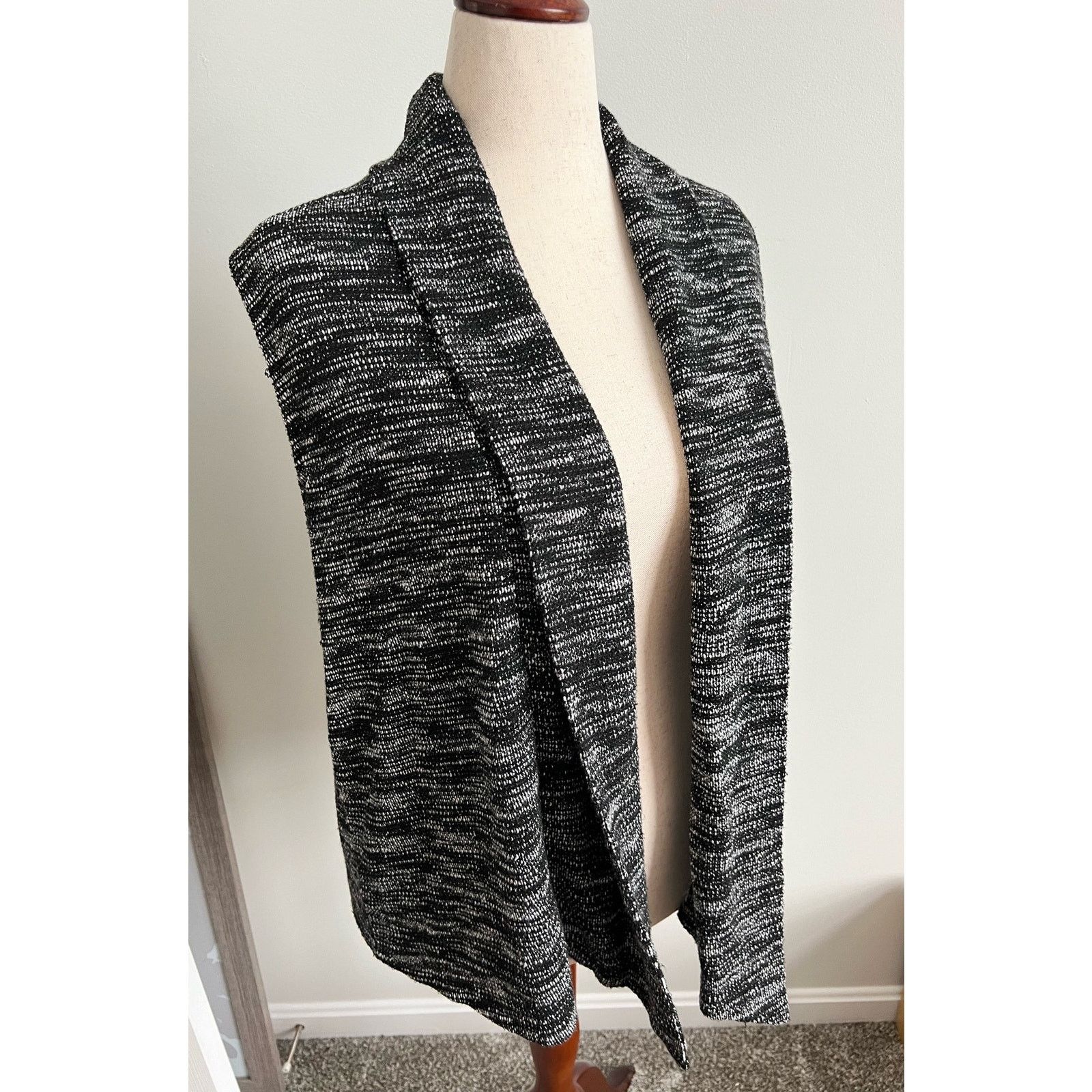 Van Heusen Van Heusen Knit Sleeveless Open Sweater Cardigan XL Size XL / US 12-14 / IT 48-50 - 2 Thumbnail