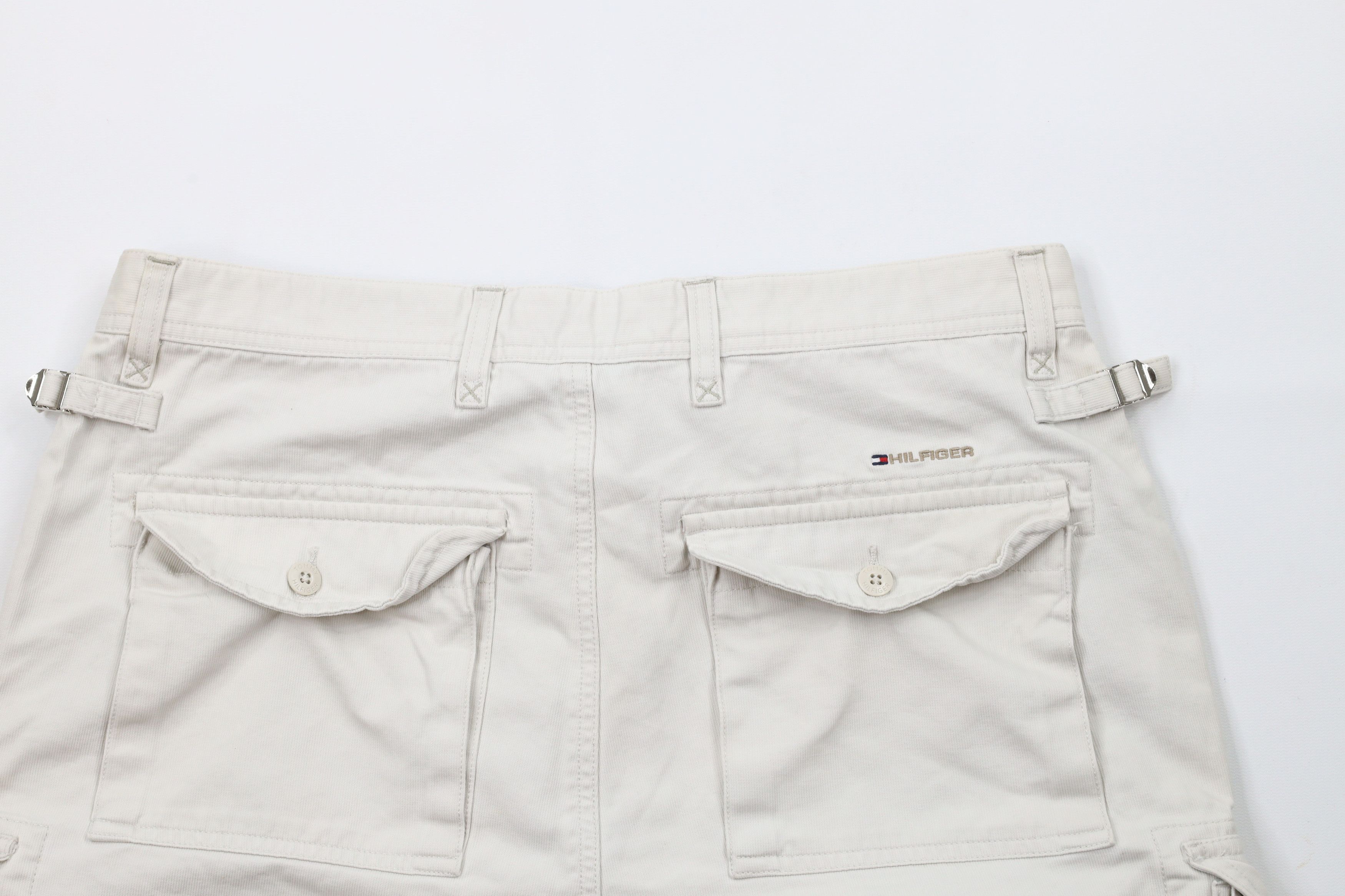 Tommy Hilfiger × Vintage Vintage 90s Tommy Hilfiger Ribbed Side Buckle Cargo Shorts Size US 34 / EU 50 - 12 Thumbnail