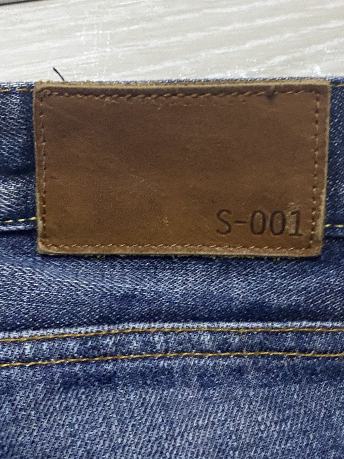 Uniqlo Vintage Japanese Brand Uniqlo Faded Wash Slim Skinny Jeans Size US 33 - 10 Thumbnail