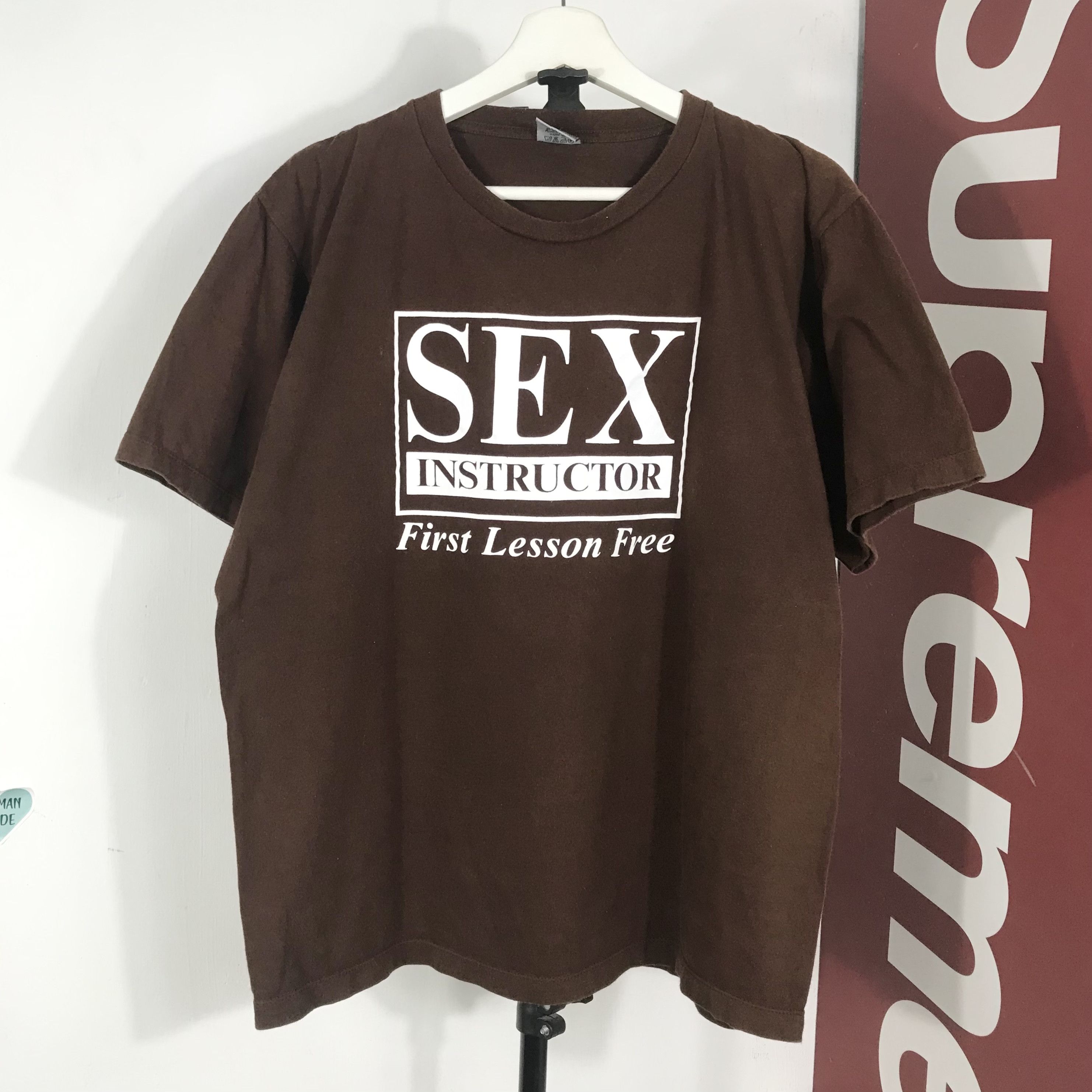 Vintage vintage SEX INSTRUCTOR" Vintage 90s Crazy Humor T-shirt L Size US L / EU 52-54 / 3 - 1 Thumbnail