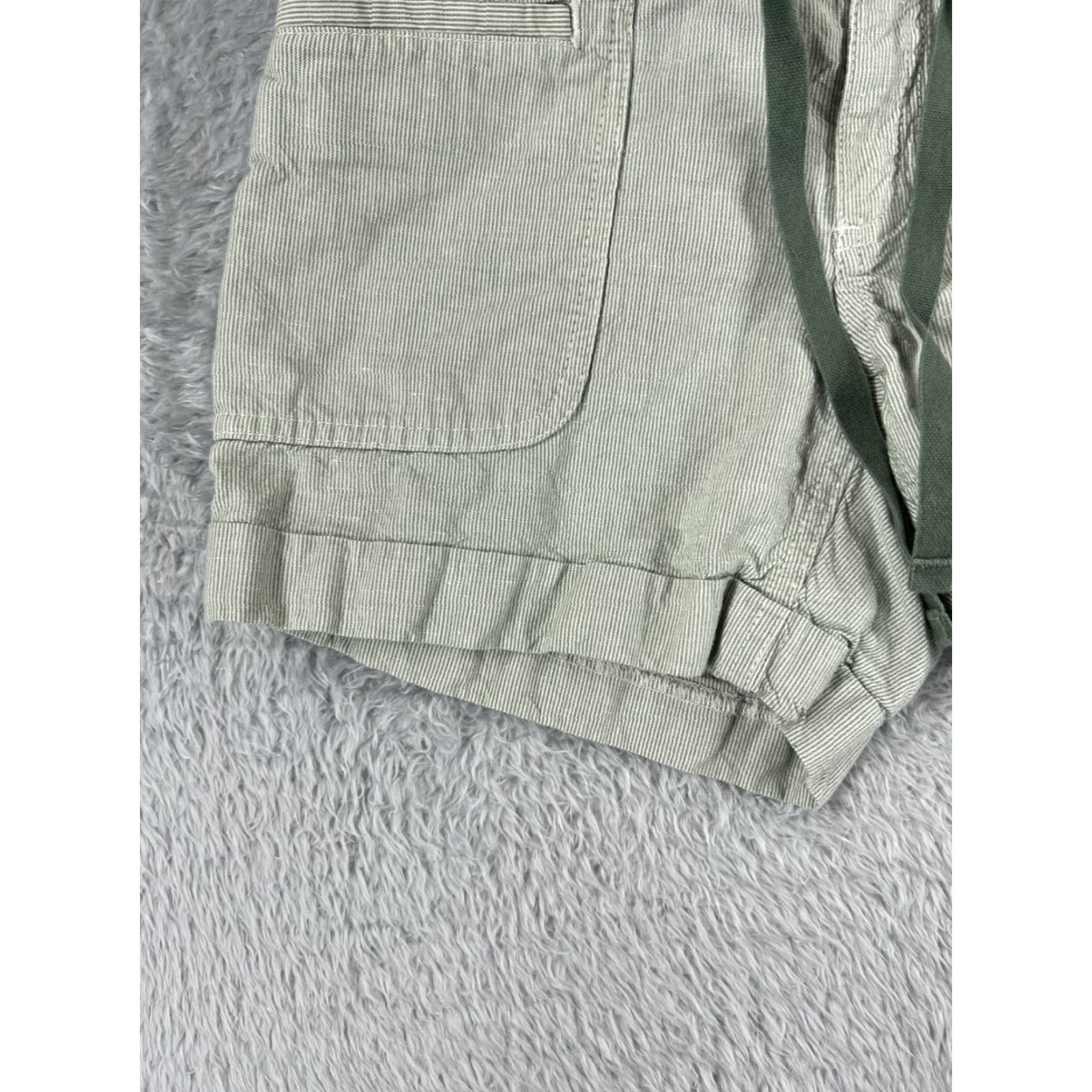 The North Face The North Face Shorts Women 4 Green White Stripe Linen Cotton Blend Pockets 29x5 Size 27" / US 4 / IT 40 - 3 Thumbnail
