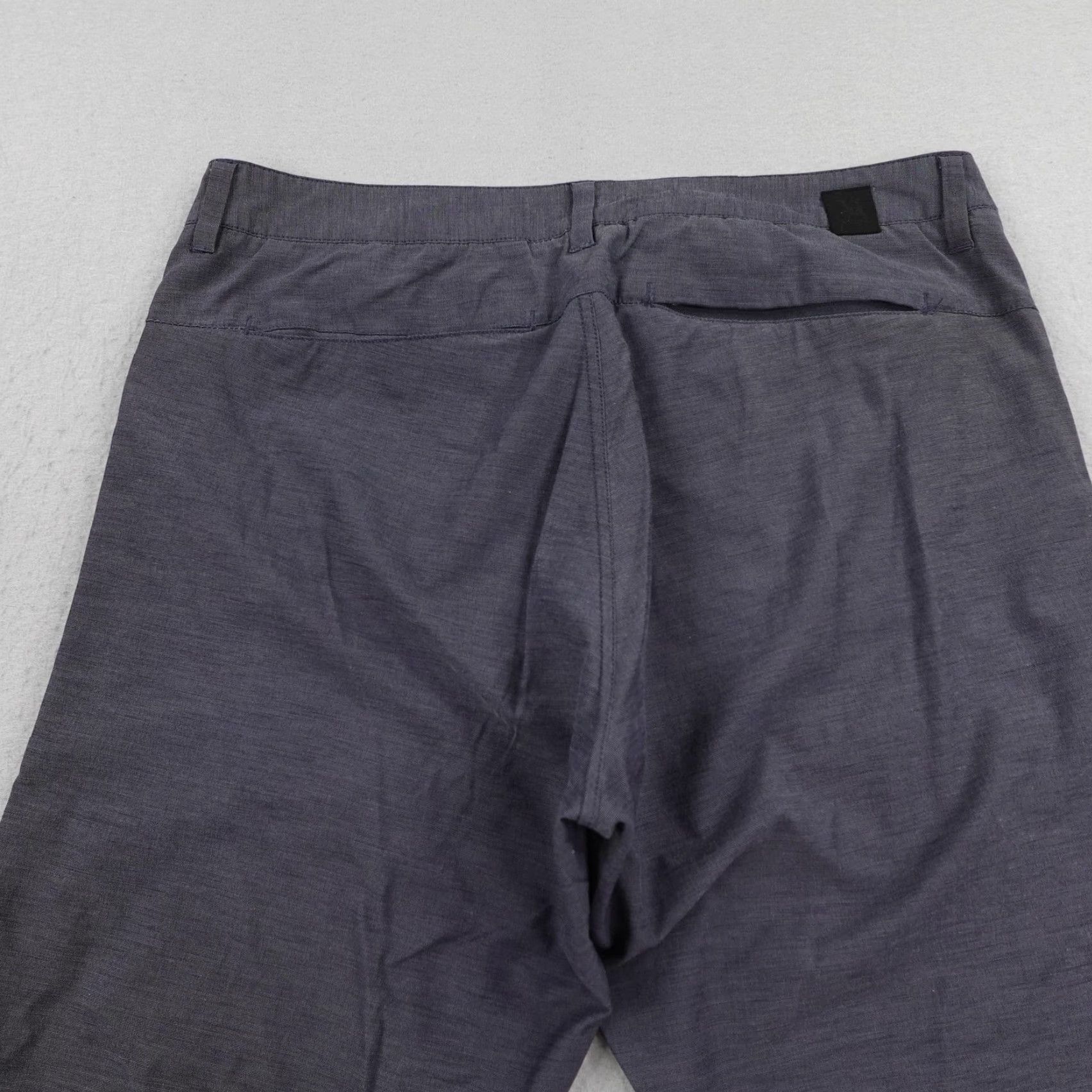 Vuori Vuori Pants Mens 32x32 Gray Performance Chino Slim Straight Stretch Golf Flex Pants - Mens Adjustable Inseam 32 Size US 32 / EU 48 - 5 Thumbnail