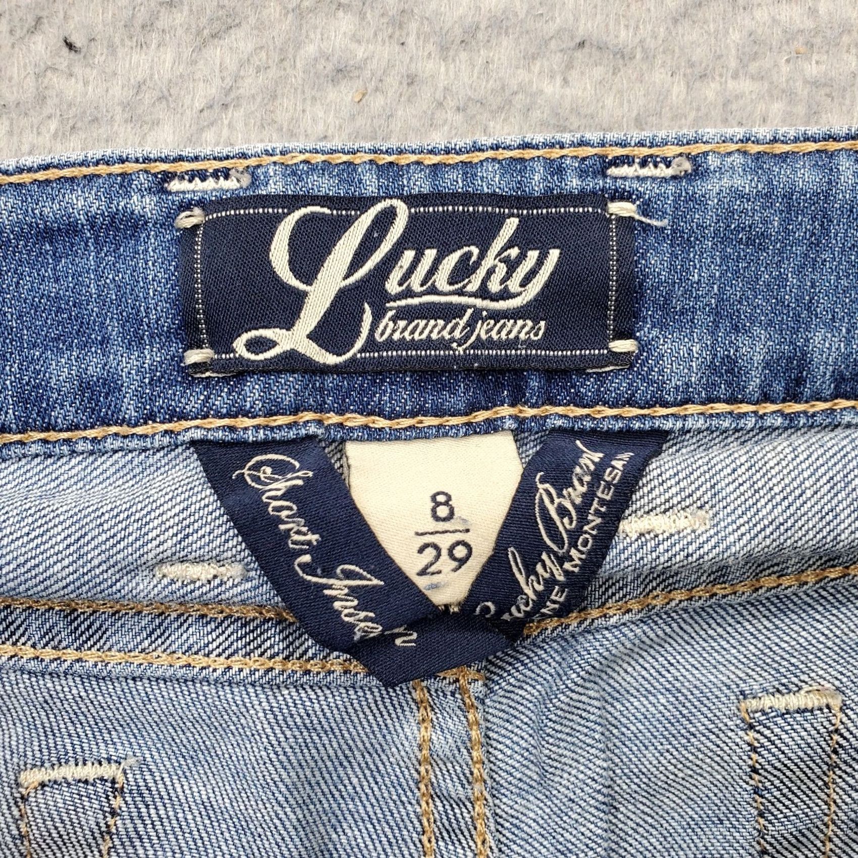 Lucky Brand Lucky Brand Jeans Womens Flared Leg Blue Denim Stretch 8/29 Short Inseam Faded Size 30" / US 8 / IT 44 - 7 Thumbnail