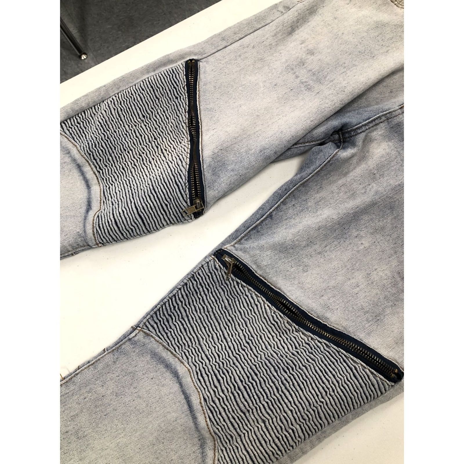 Vintage CJ Mens Jeans 34 X 32 Straight Skinny Flex Premium Black Moto Zipper Mid Thigh Size US 34 / EU 50 - 3 Thumbnail