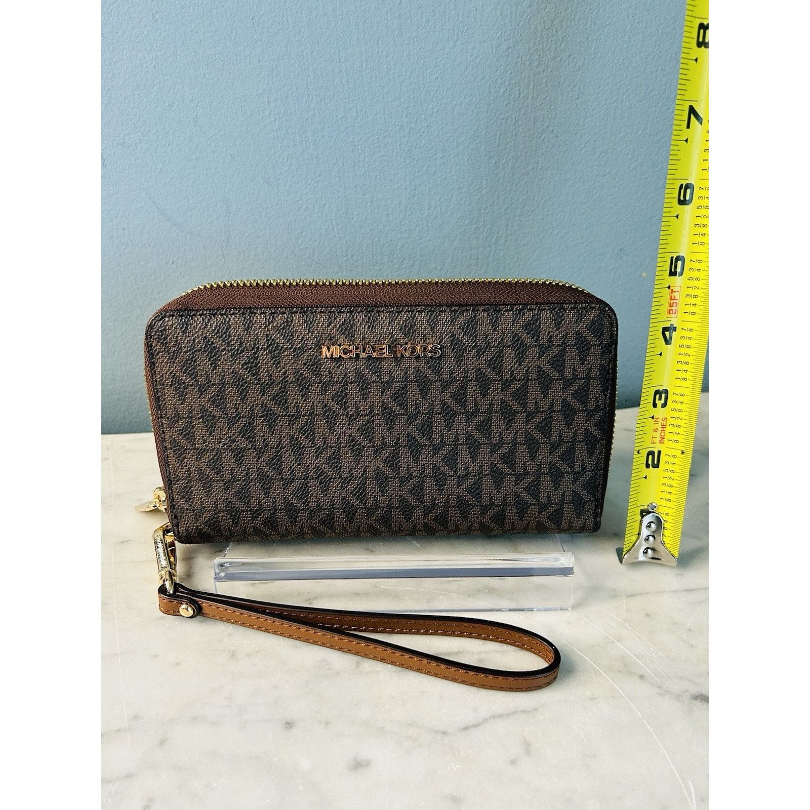 Michael Kors NEW Michael Kors Brown Jet Set Travel Wallet Large Wristlet Size ONE SIZE - 9 Thumbnail