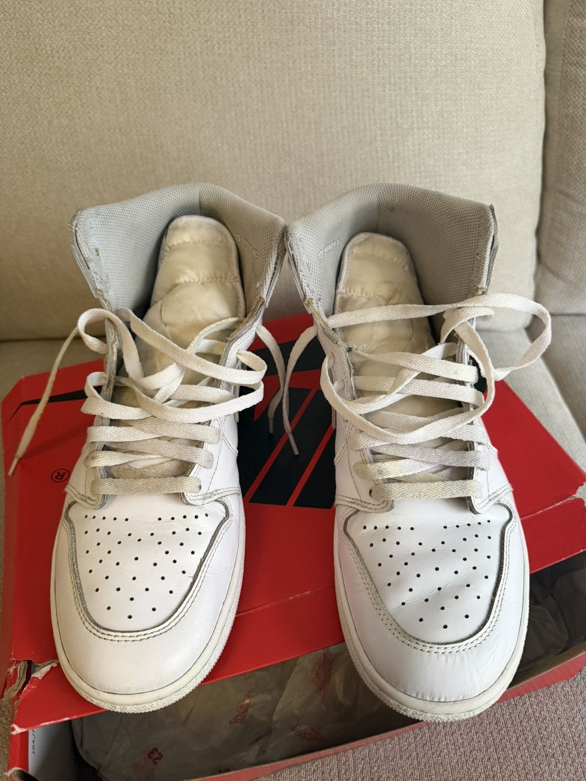 Jordan Brand Jordan 1 Retro High 85 OG Neutral Grey Size US 10 / EU 43 - 6 Thumbnail