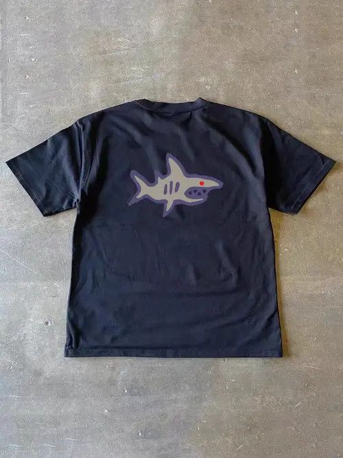 Vintage Chihiro x Asou Black washed vintage shark print t-shirt Size US L / EU 52-54 / 3 - 7 Thumbnail
