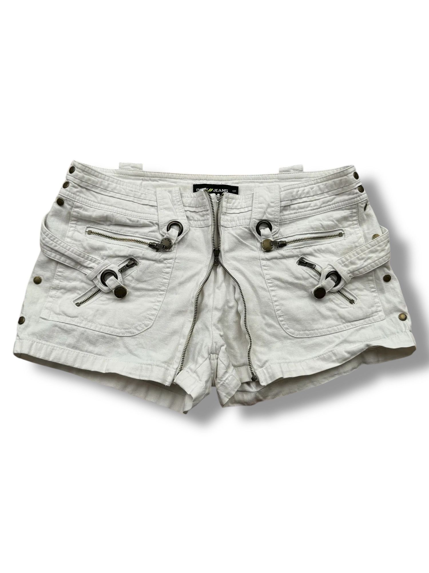 Donna Karan Donna Karan Shorts From The 00s Size 30" / US 8 / IT 44 - 1 Thumbnail