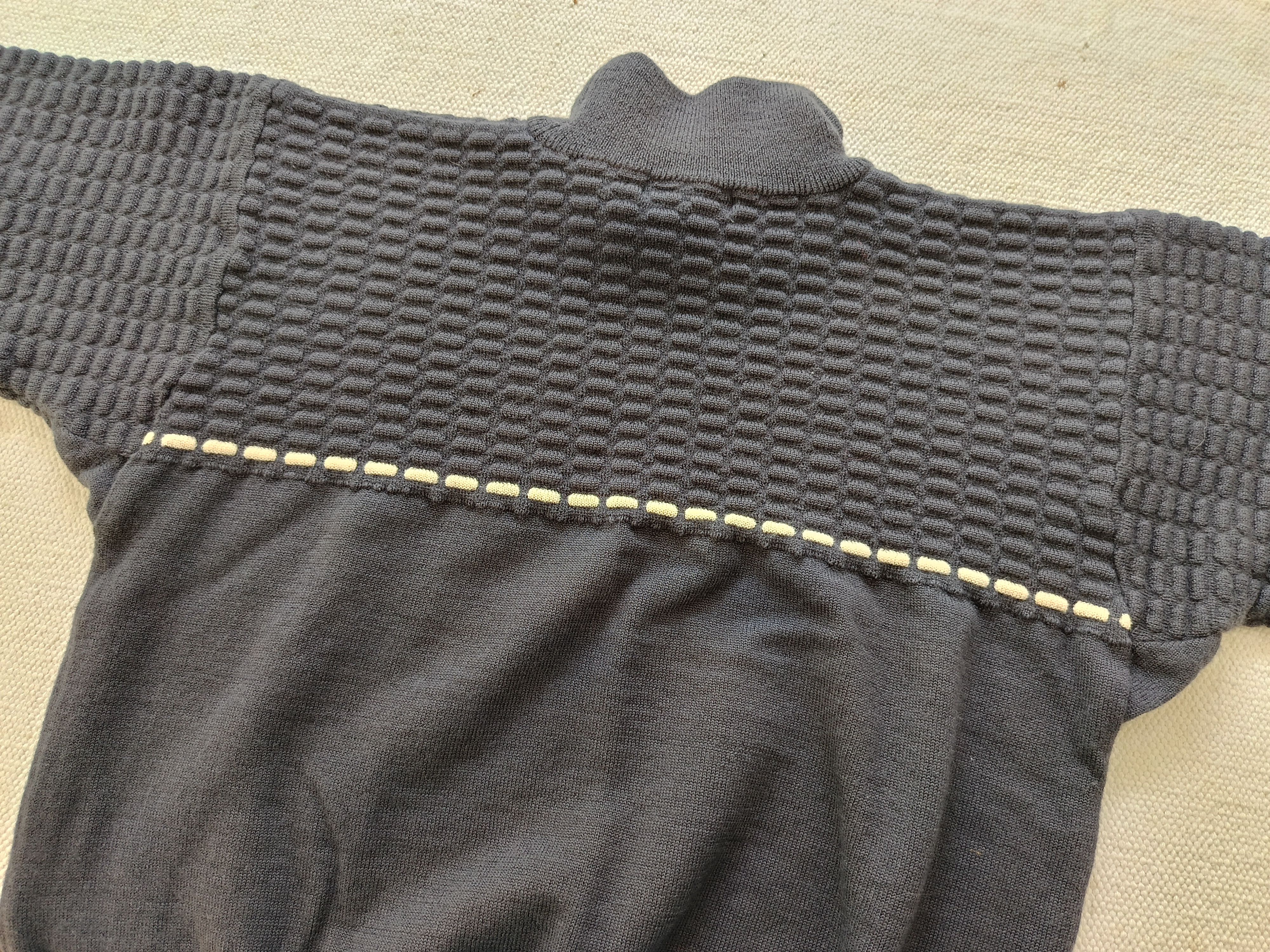Issey Miyake Issey Miyake Japan 90s wool gray turtle neck sweater medium Size US S / EU 44-46 / 1 - 15 Thumbnail