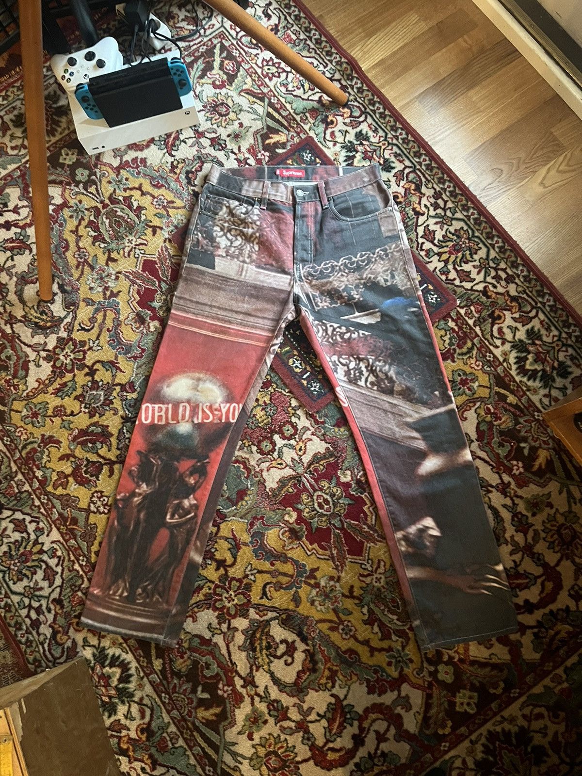 Supreme SUPREME FW17 ”The World Is Yours” Jeans Size US 30 / EU 46 - 1 Thumbnail
