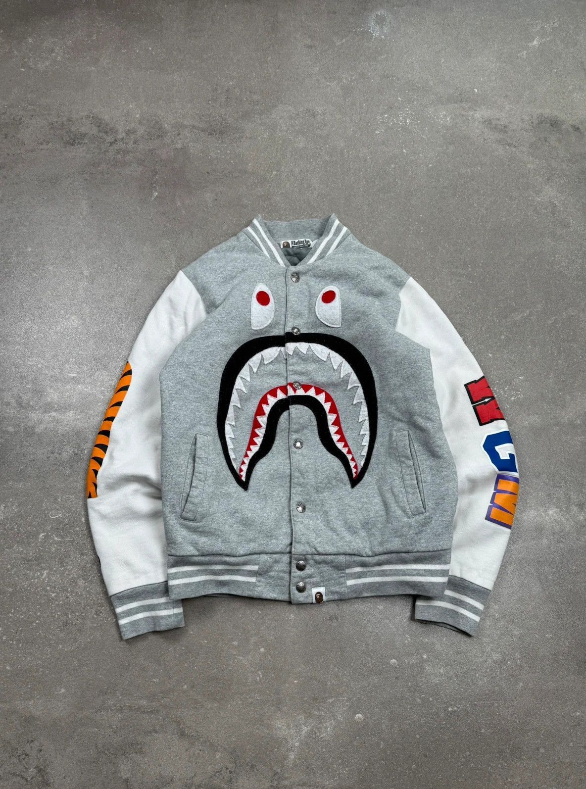 Bape Bape jacket shark street wear y2k vintage Size US M / EU 48-50 / 2 - 1 Thumbnail
