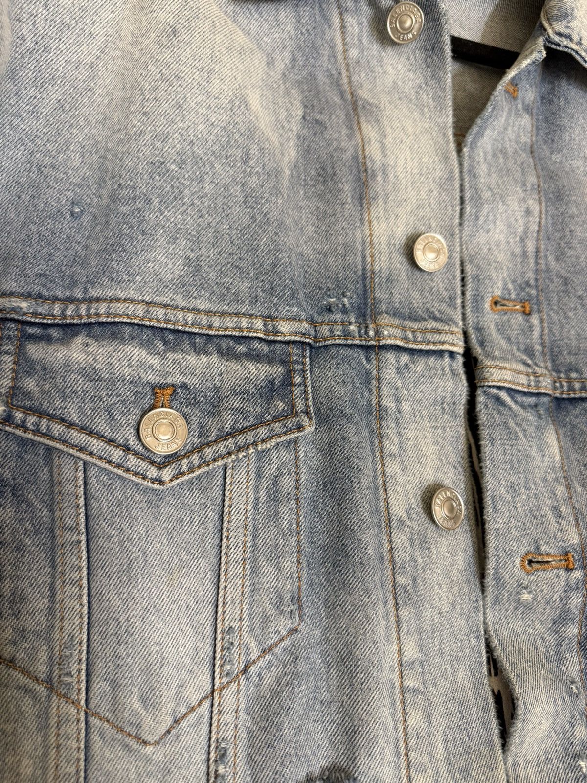 Balenciaga Balenciaga Denim Jacket Size US XL / EU 56 / 4 - 8 Thumbnail