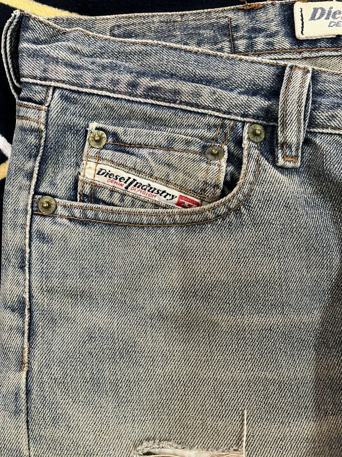Diesel × Diesel Black Gold Vintage Diesel Mudwash Distressed Denim Size US 31 - 7 Thumbnail