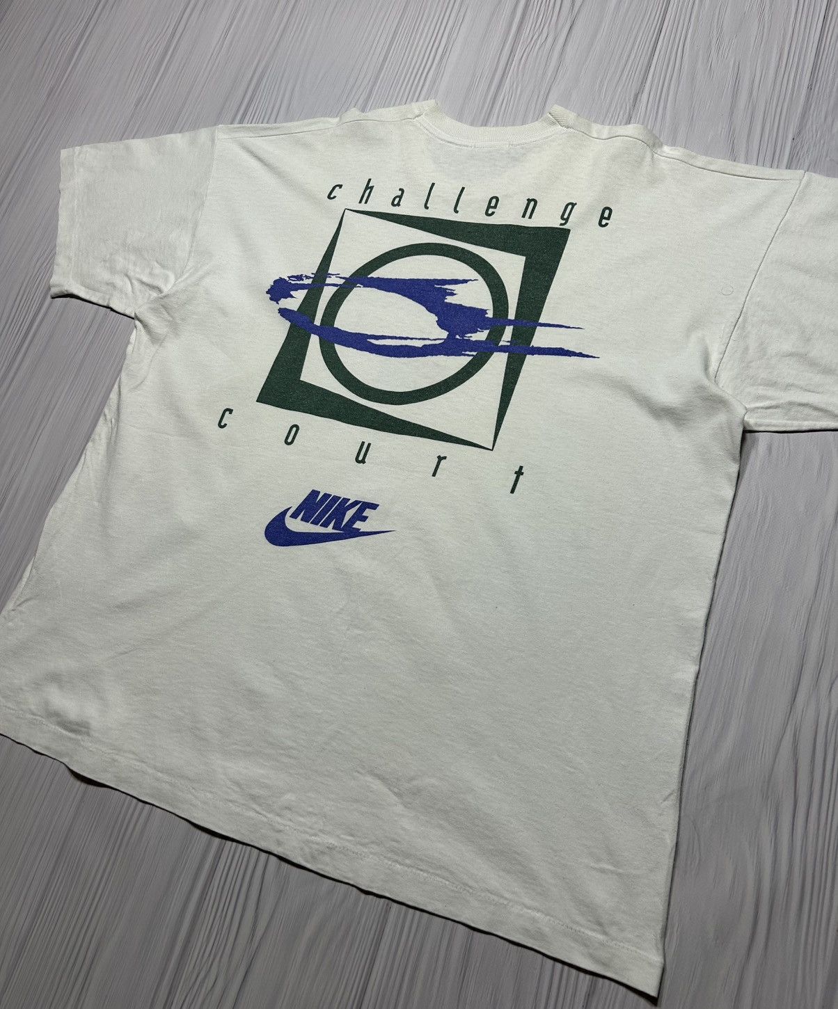Nike Vintage Nike Challenge Court Big Graphic Logo Size XL Size US XL / EU 56 / 4 - 11 Thumbnail