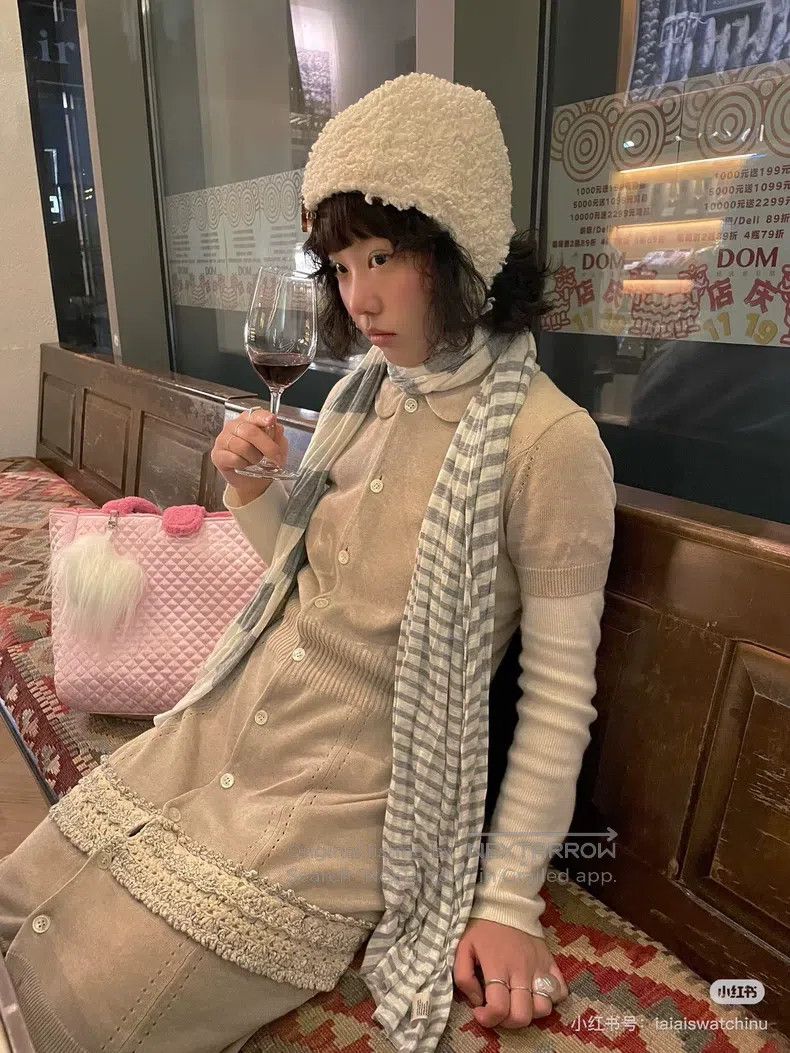 Comme des Garcons Comme Des Garcons White Round Neck Knitted Dress Size M / US 6-8 / IT 42-44 - 5 Thumbnail