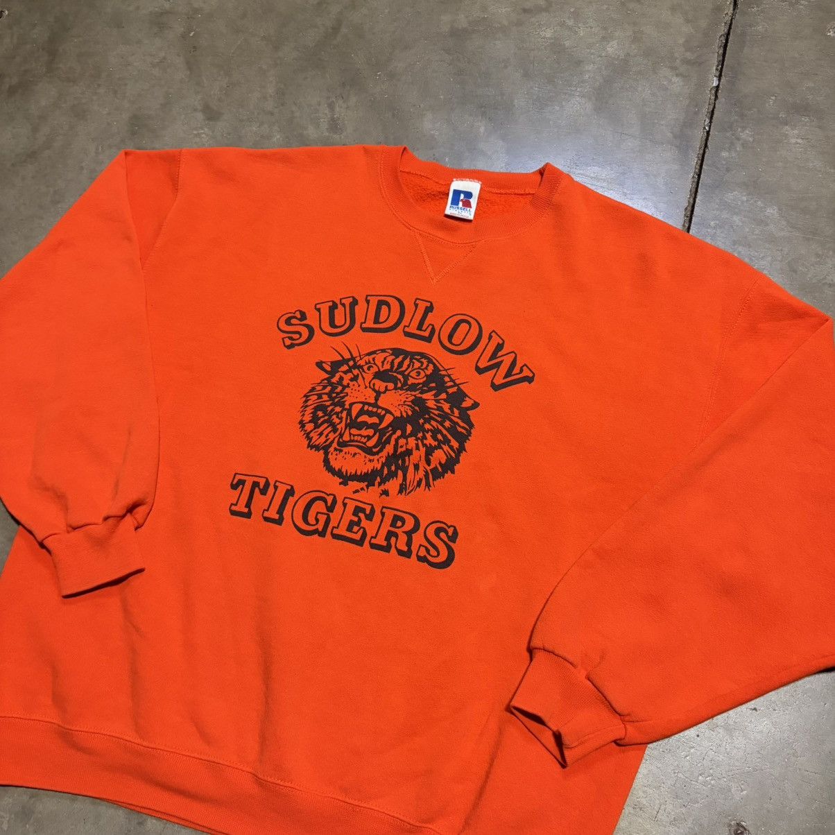 Russell Athletic Vintage 90s Russell Athletic Crewneck Sweatshirt Tigers Size US XL / EU 56 / 4 - 6 Thumbnail