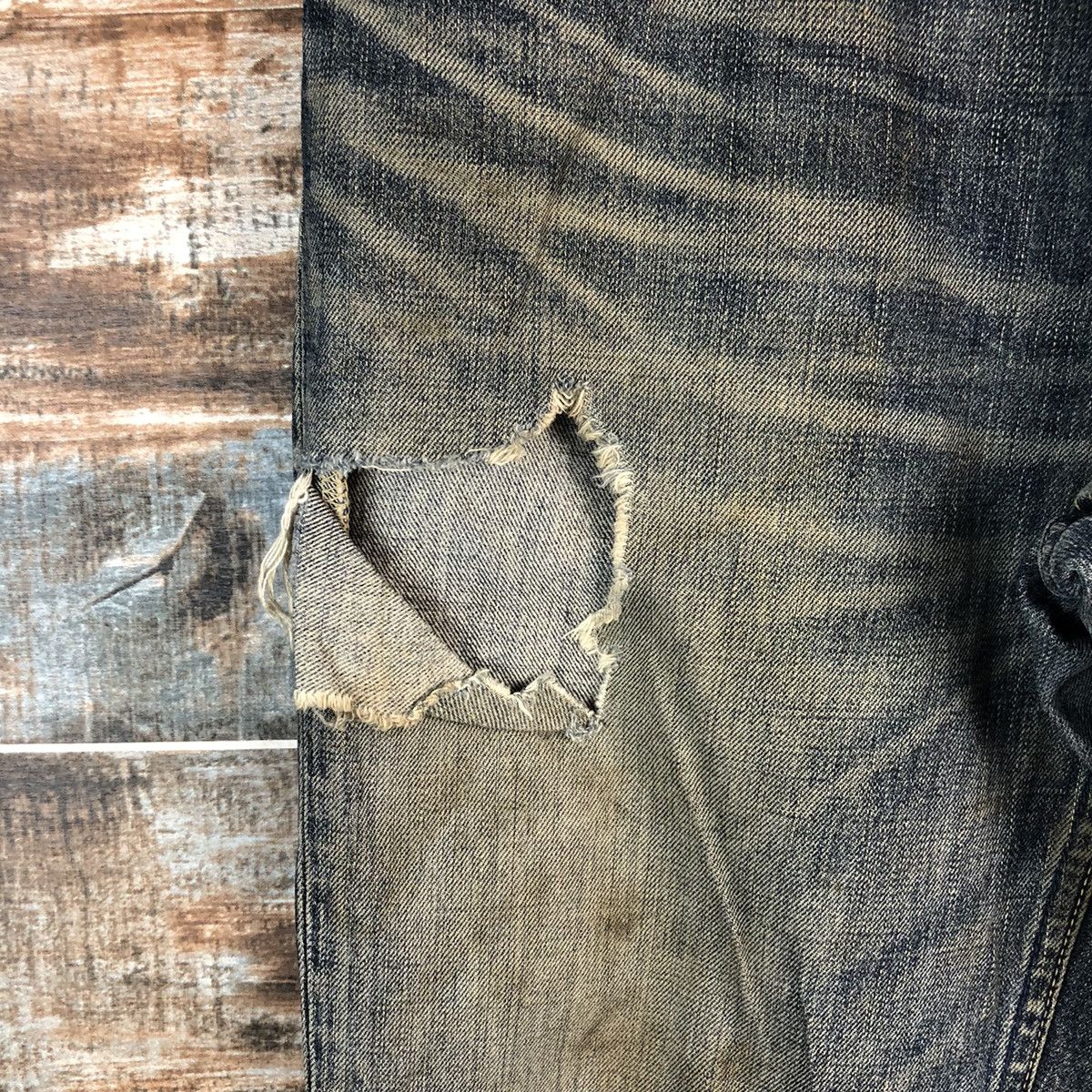 Levi's 503 Levis Blue ripped distressed Denim jeans #A2615 Size US 30 / EU 46 - 9 Thumbnail