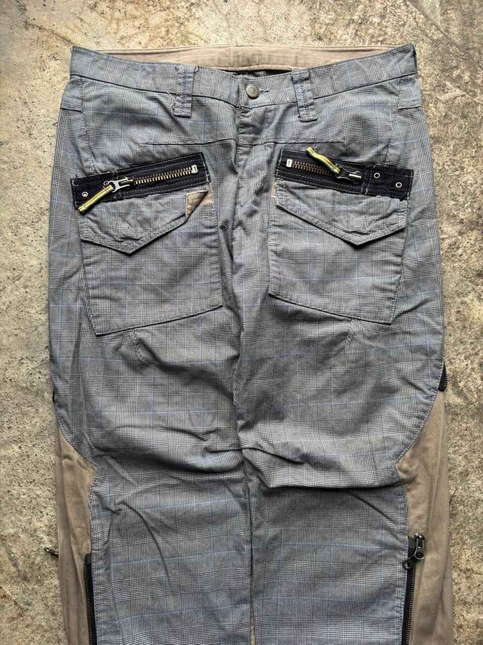 PPFM 2000s PPFM Multi Zipper Side Hybrid Adjustable Plaid Pants Size US 32 / EU 48 - 3 Thumbnail