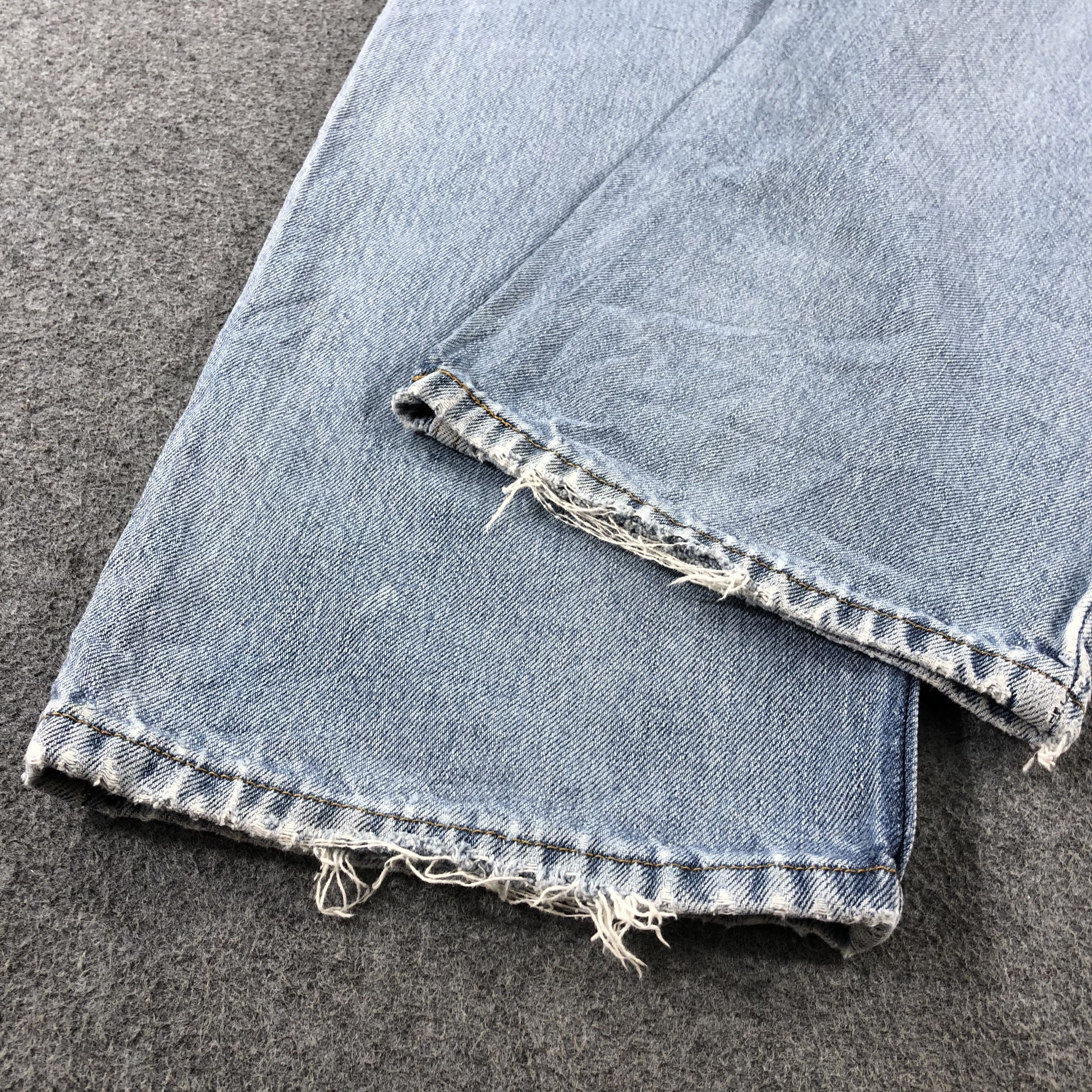Levi's Vintage Blue Wash Levis 505 Jeans-J2478 Size US 37 - 6 Thumbnail