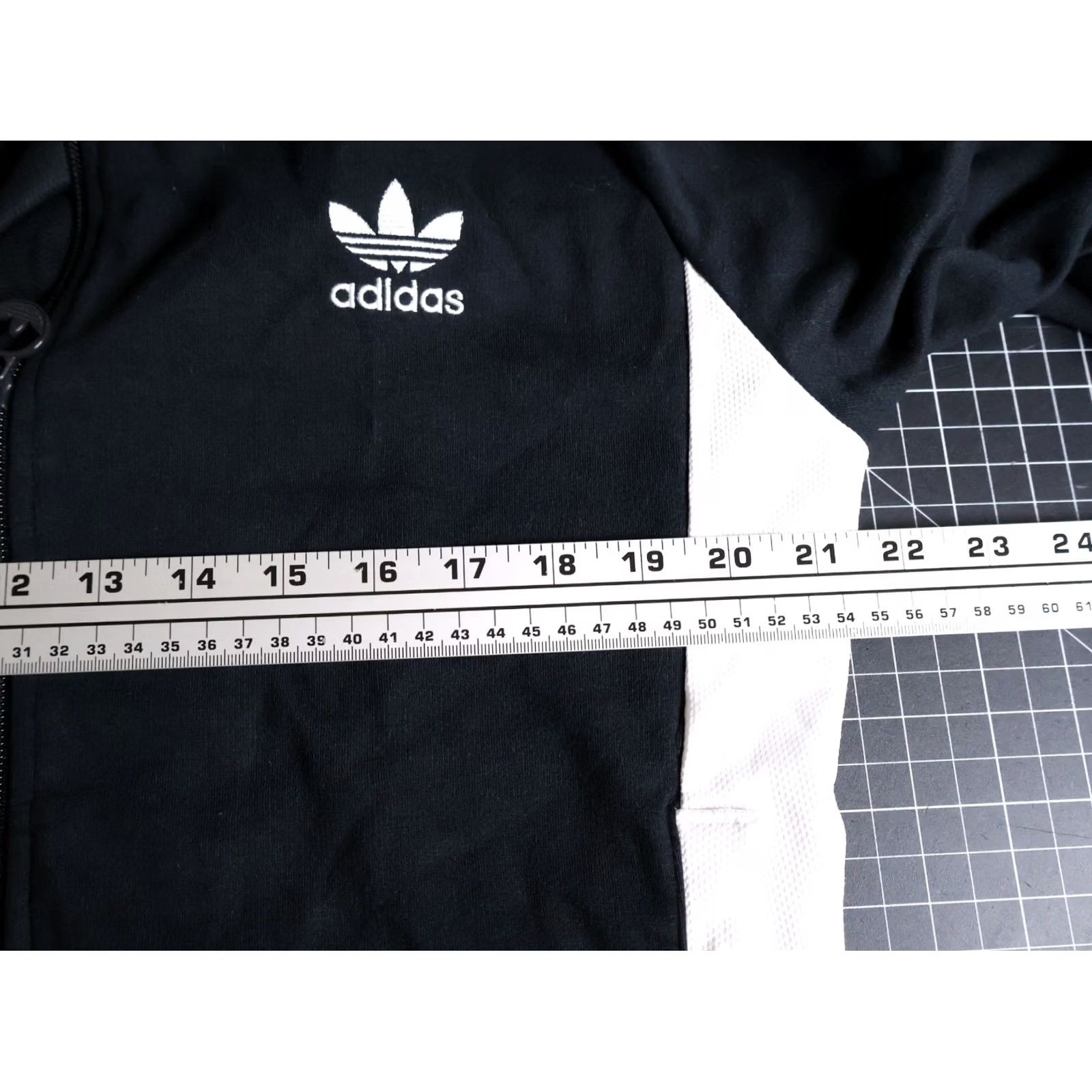 Adidas adidas Trefoil Track Jacket Men Large Black White Cotton Polyester Zip Up Size US L / EU 52-54 / 3 - 5 Thumbnail