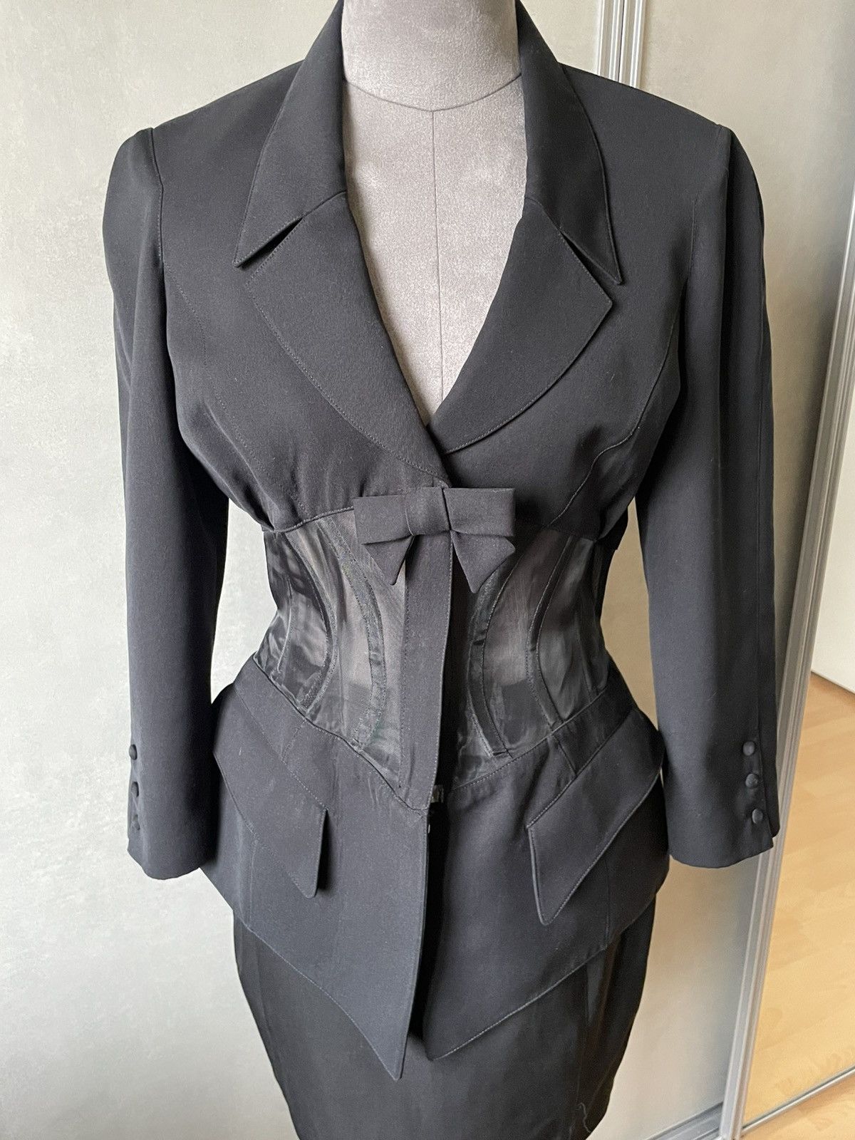 Thierry Mugler THIERRY MUGLER Jacket and skirt set Size S / US 4 / IT 40 - 3 Thumbnail