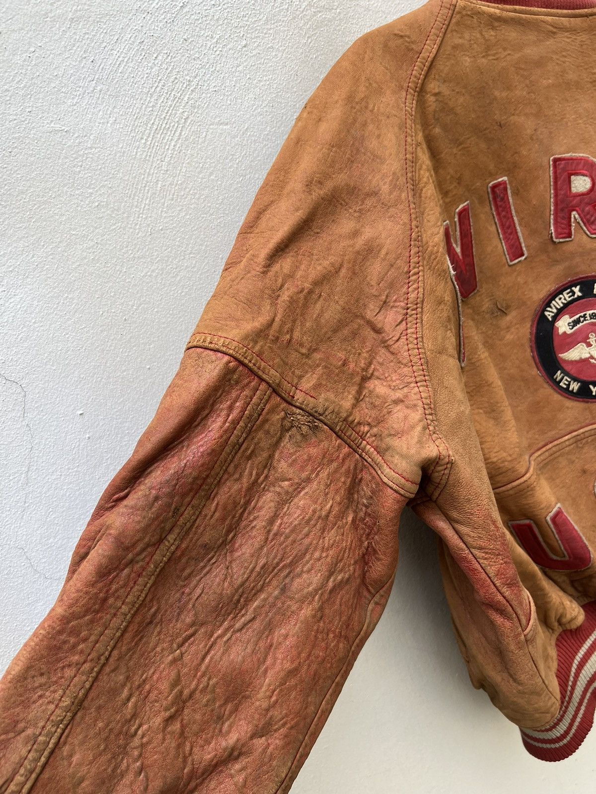 Avirex Vintage 80s 90s Avirex Trashed Leather Flight Bomber Jacket Size US L / EU 52-54 / 3 - 6 Thumbnail